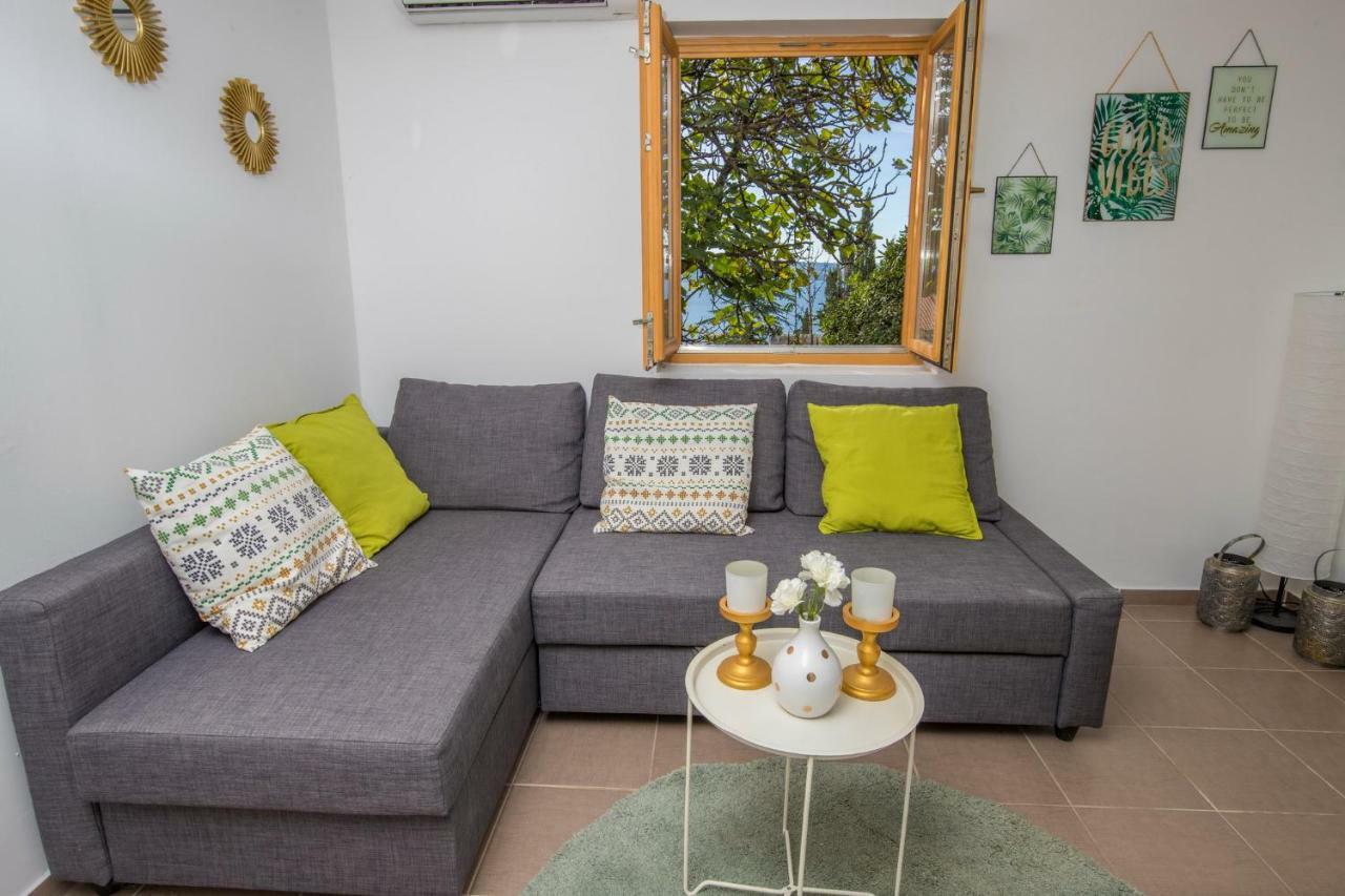 Apartments Maris Crikvenica Bagian luar foto
