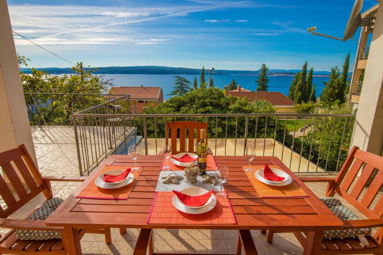 Apartments Maris Crikvenica Bagian luar foto