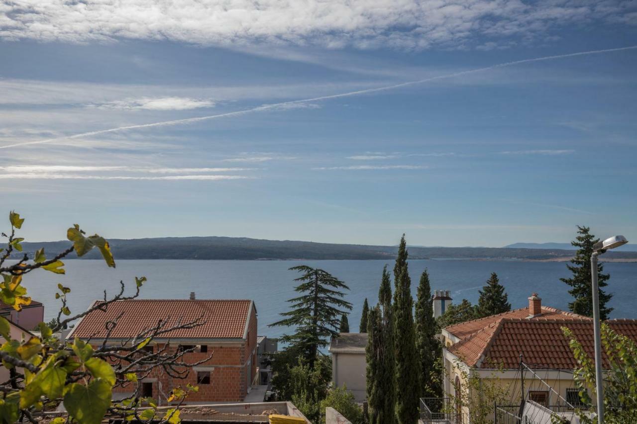 Apartments Maris Crikvenica Bagian luar foto
